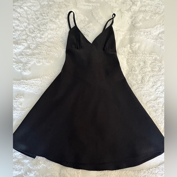 VINTAGE BERGDORF GOODMAN BLACK JERSEY SWING MINI-DRESS SIZE 6, MINT CONDITION. - Picture 1 of 5
